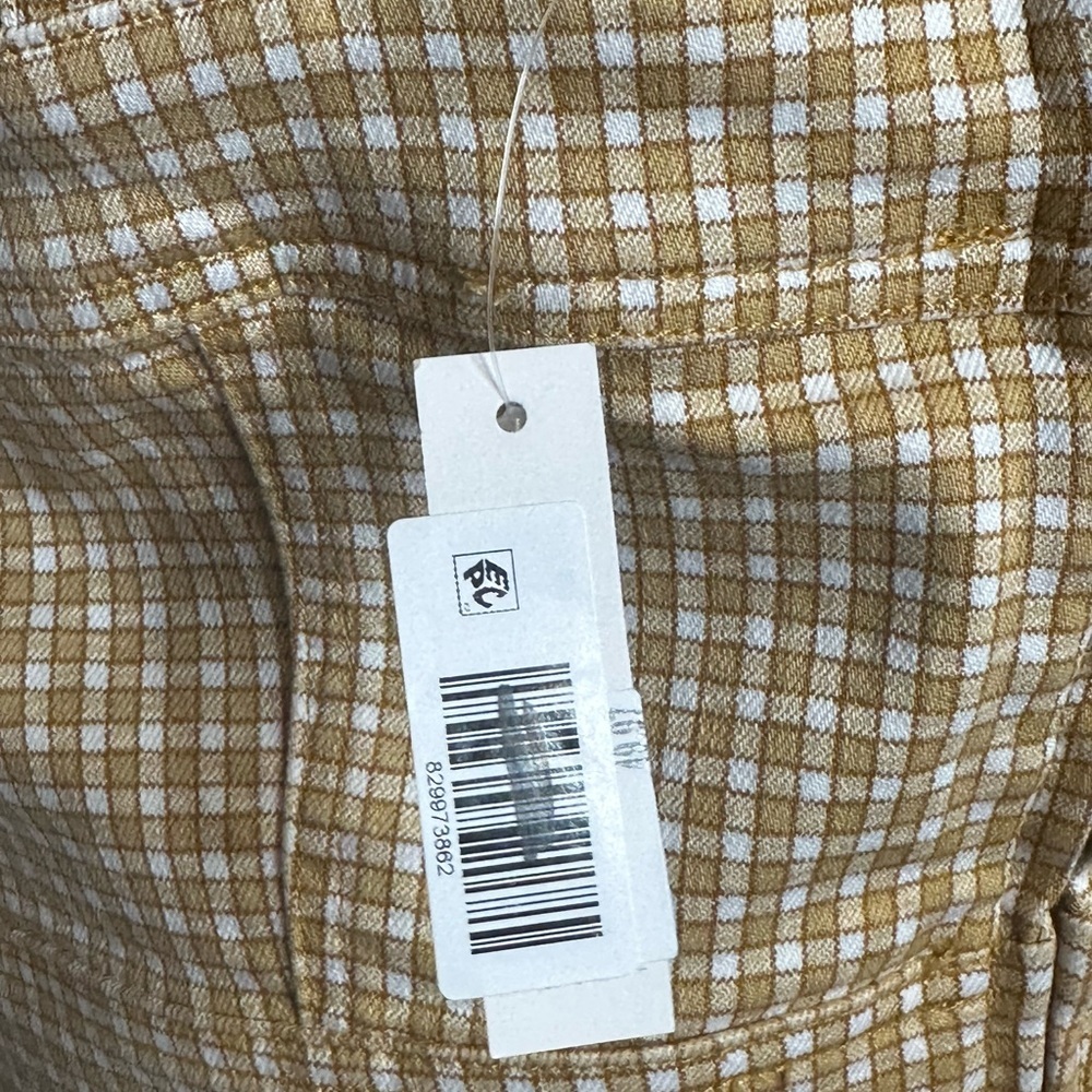 Madewell | Denim Supercrop Tank Top in Mini Check - Picture 10 of 11